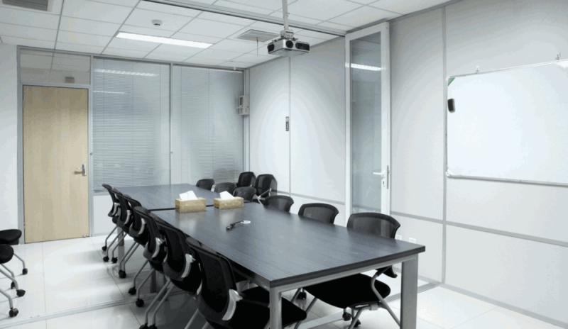 骏一孵化器共享空间你值得加入
